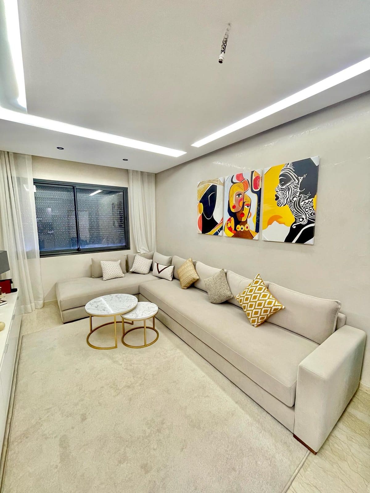 Studio meublé neuf de 53 m², Oasis — Oasis